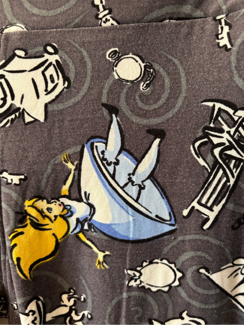 LuLaRoe Disney Alice in Wonderland Falling Gray Leggings Storybook Print Fantasy